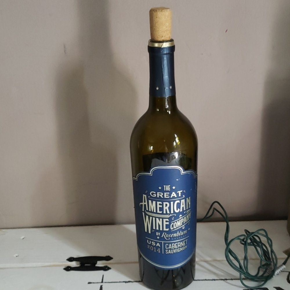 Light-up Wine Bottle